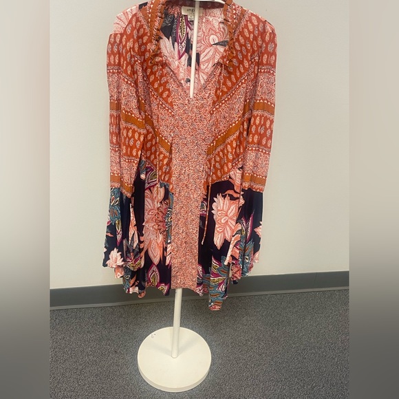 Umgee Floral Paisley Tunic or Dress - Small - Picture 2 of 4